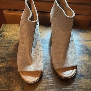 Franco Sarto Sandel Heels 9.5